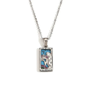 Empress Nurture Tarot Necklace - Tarotara
