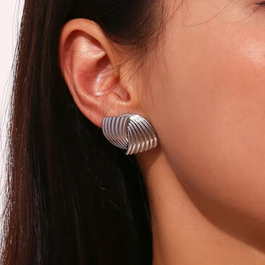 The Mystic Shell Studs - Tarotara