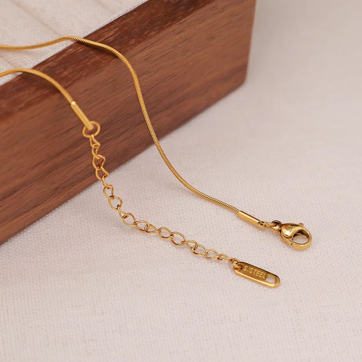 Fortune Arc | Wheel of Fortune Necklace - Tarotara