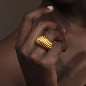 The Golden Meridian | The World Symbolic Ring - Tarotara